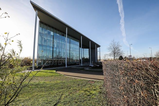 25 Templar Avenue, a headquarters building overlooking Farnborough Airport
